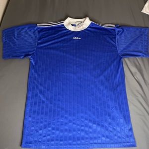 Adidas jersey tee